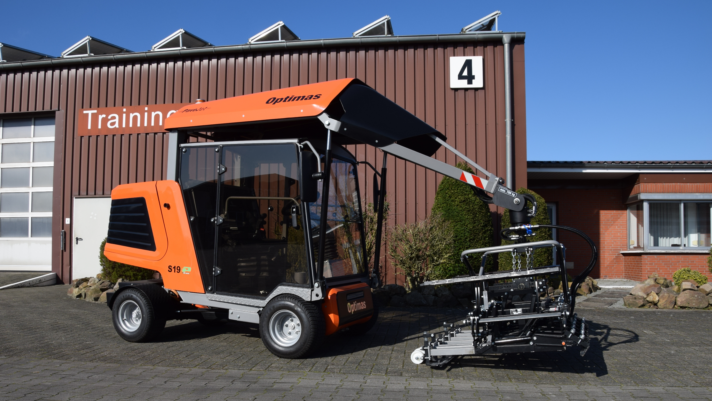 Optimas Paver Laying Machine S19E PaveJet - side view
