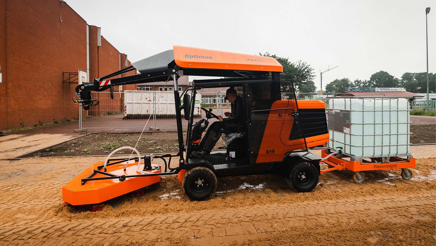 Paver Joint Filling device for Optimas machines