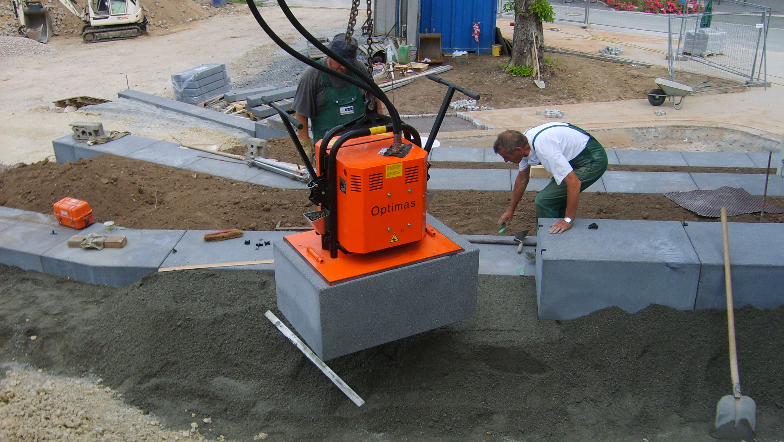 Optimas Vacu-Magnet 500 / 1500 P/H: placing heavy weight concrete and natural stone elements by Optimas vacuum technology.