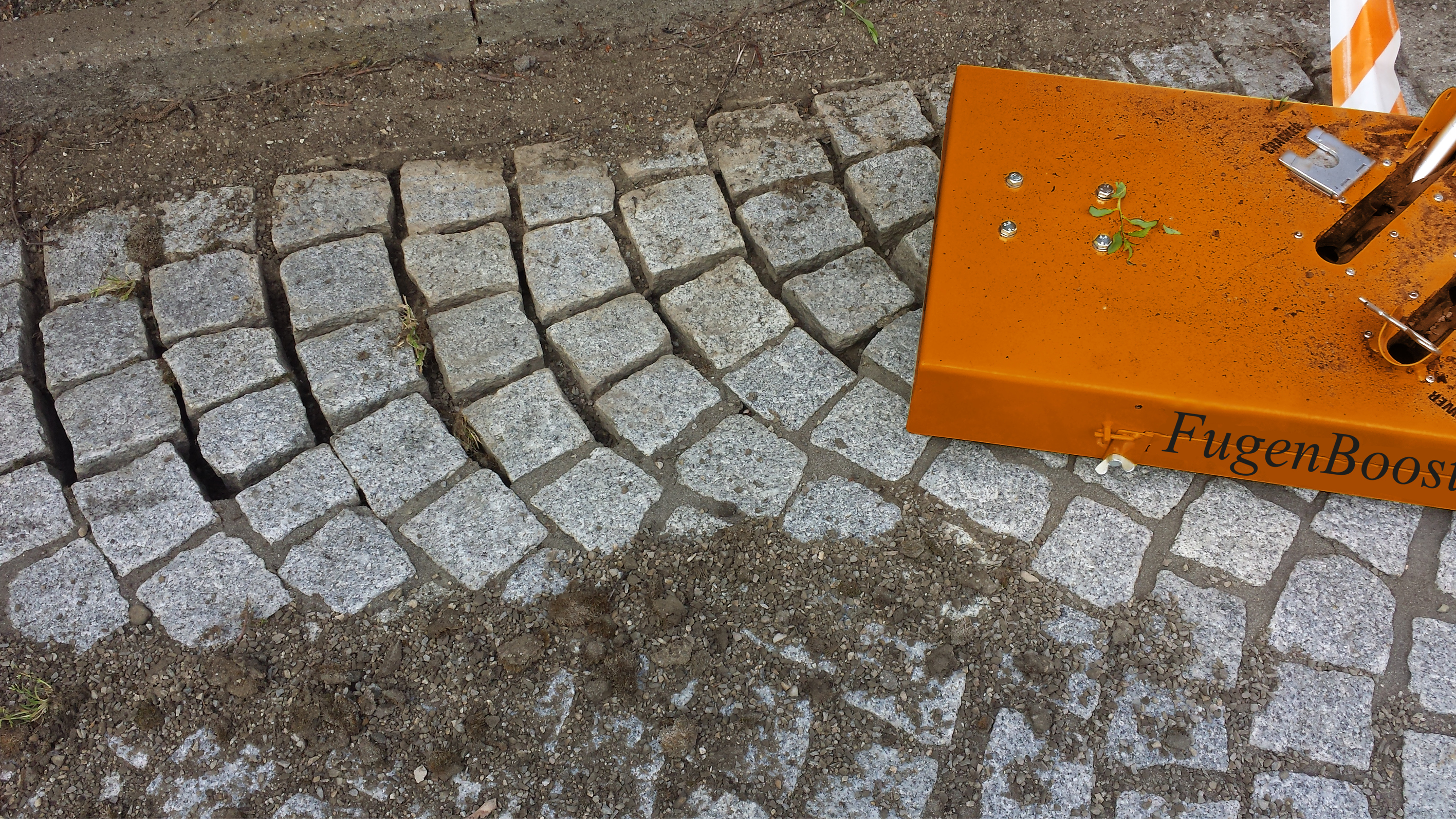 Paver Joint Cleaner "JointBooster"