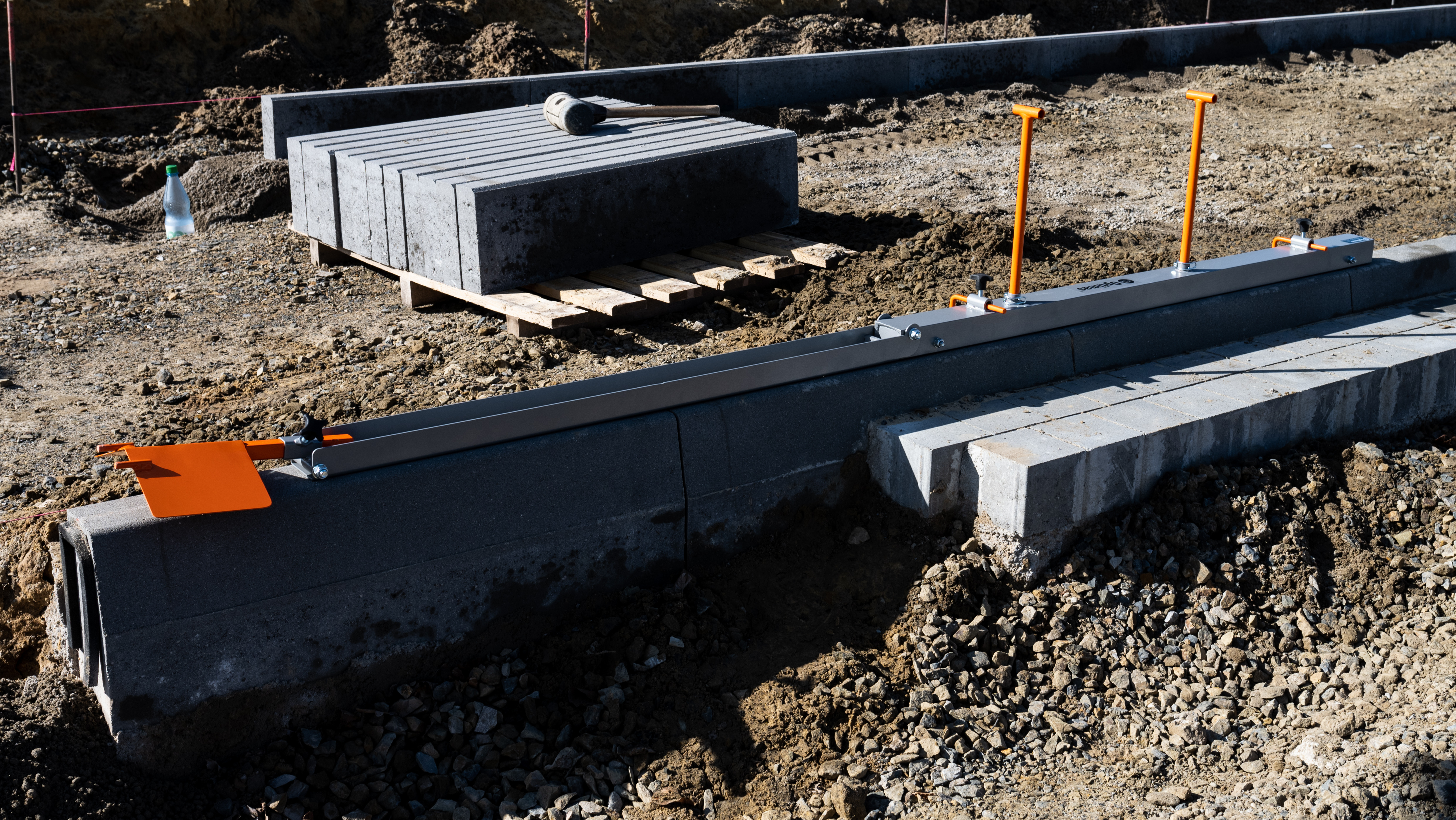 Kerb-Screed