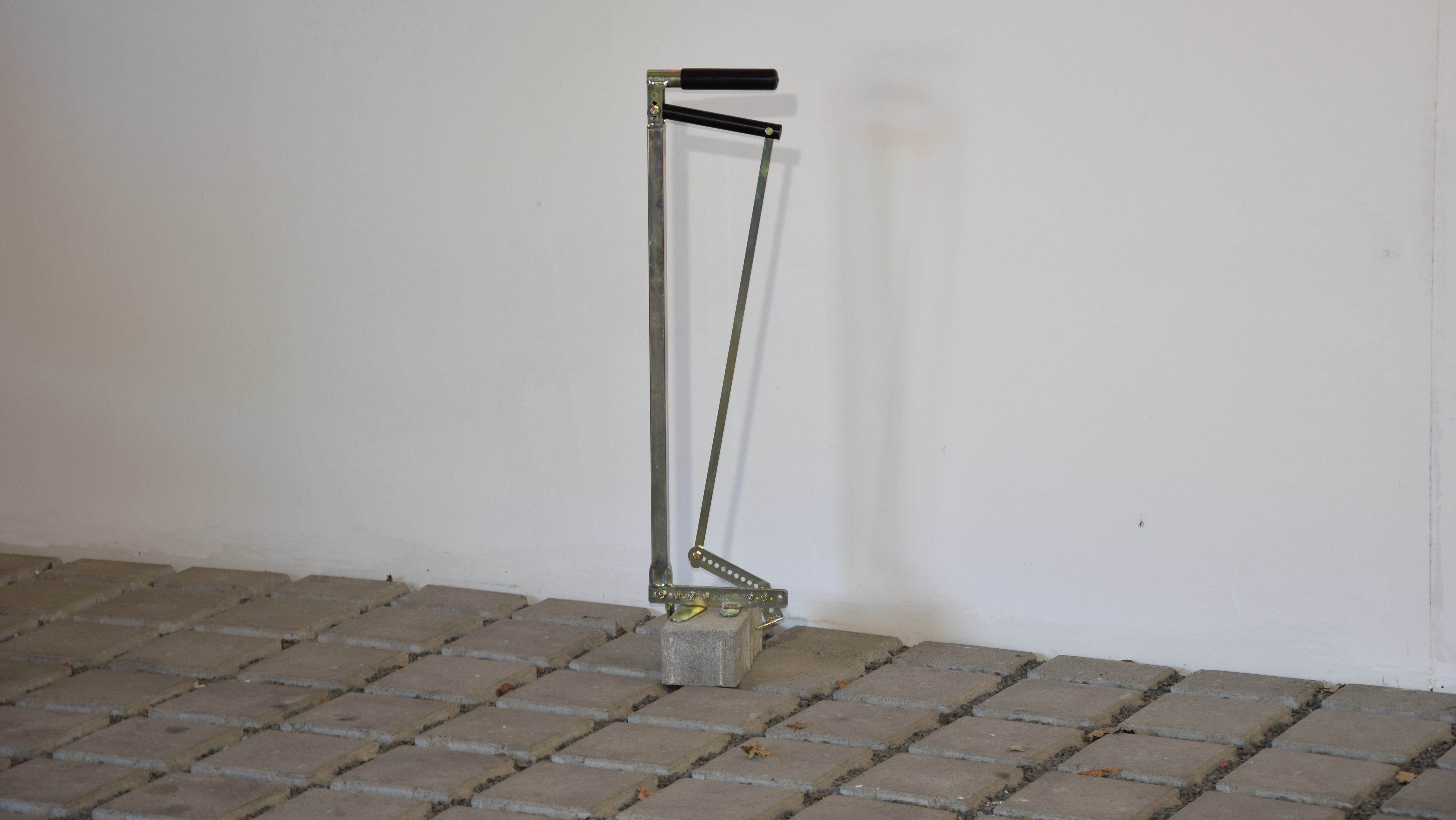 Paver-Lifter