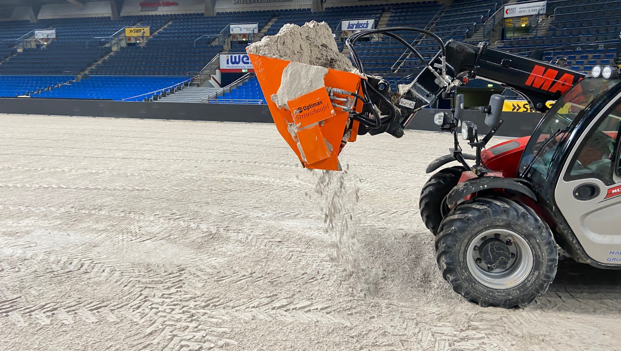 Spreading shovel